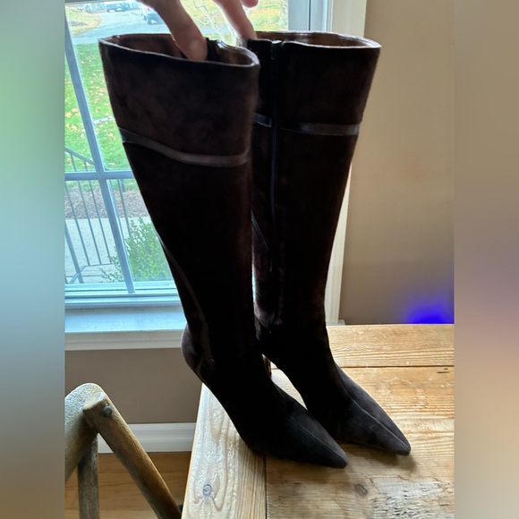 Women’s Genuine Suede Knee High Chocolate Dark Brown Heeled Boots - Picture 5 of 12